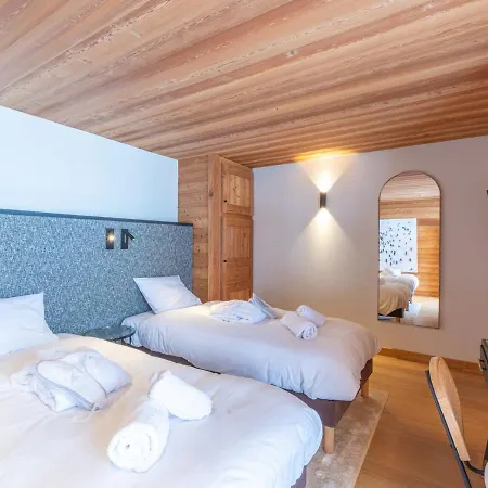 Chalet De Luxe Avec Et Aux Pieds - Fr-1-645-48 Alpe d'Huez