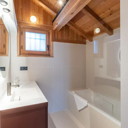 De Luxe Avec Et Aux Pieds - Fr-1-645-48 Chalet